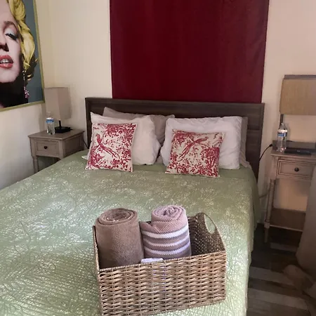 Private Rooms At Miami Centrally Located With Free Parking Exterior foto