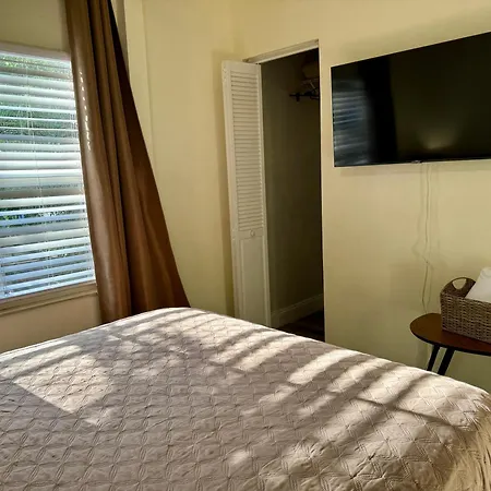 Private Rooms At Miami Centrally Located With Free Parking Exterior foto
