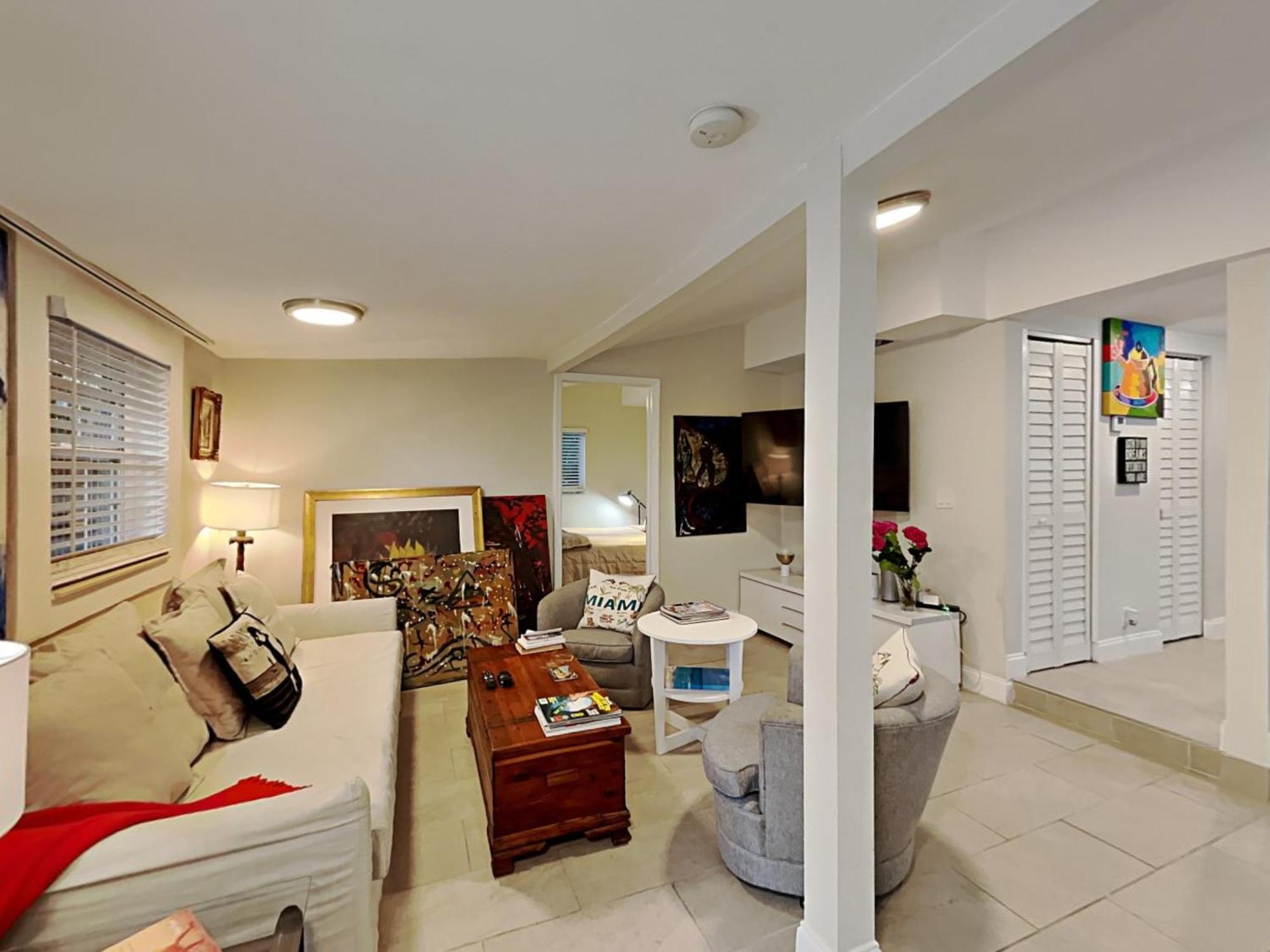 Séjour chez l'habitant Private At Centrally Located With Free Parking *