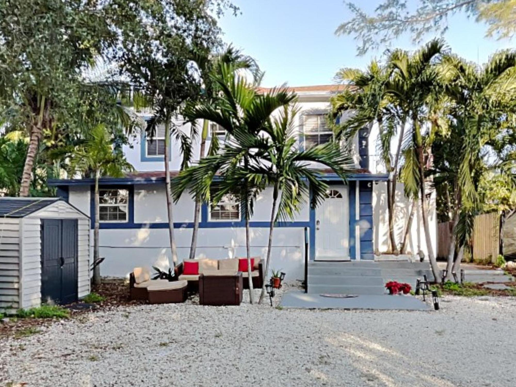 Séjour chez l'habitant Private At Centrally Located With Free Parking *