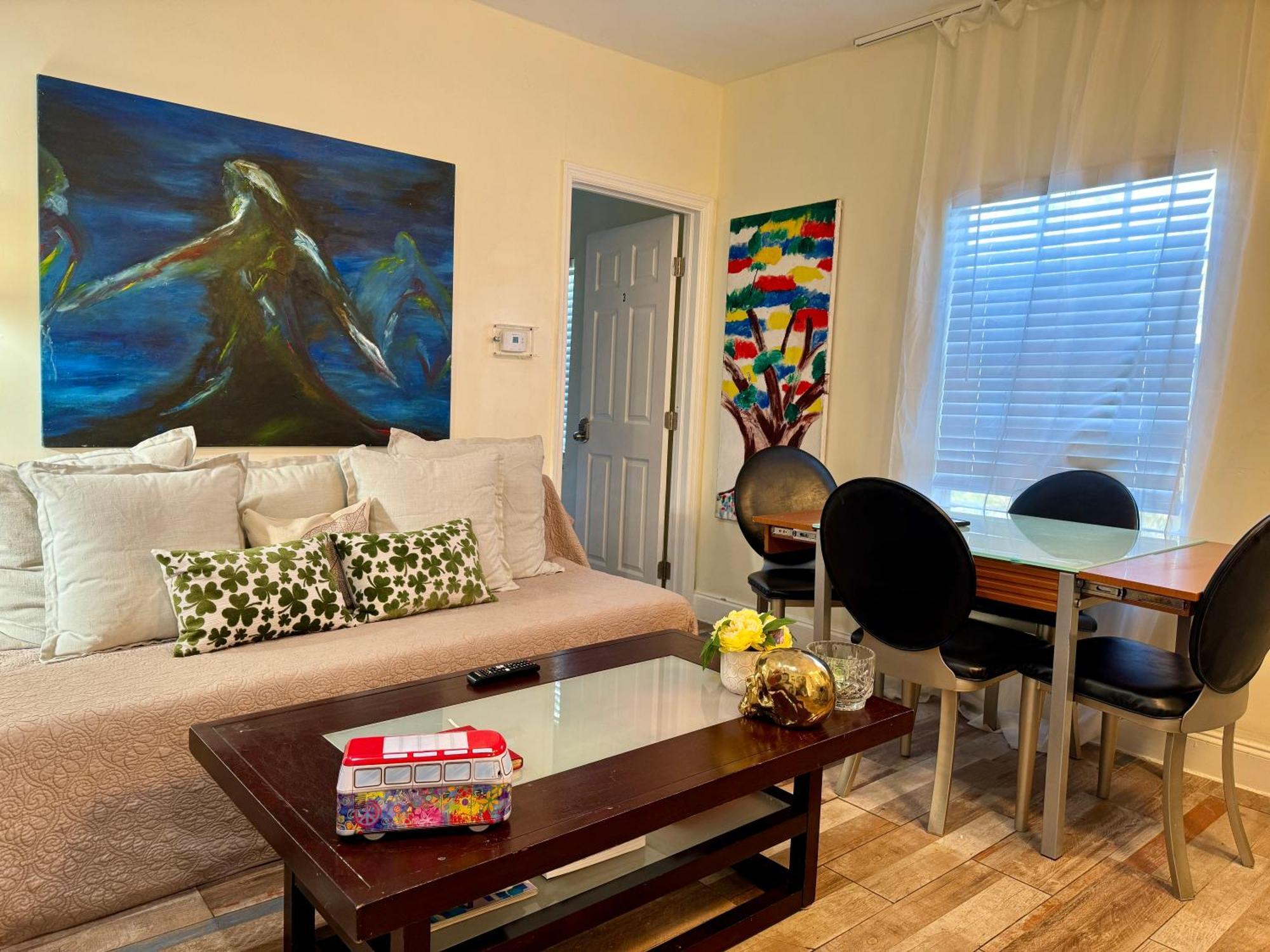 Séjour chez l'habitant Private At Centrally Located With Free Parking